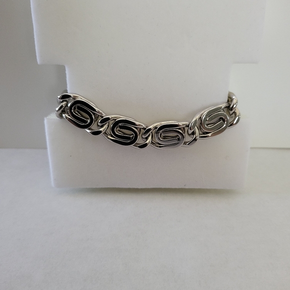Vintage Monet Silver tone link bracelet - Picture 5 of 6